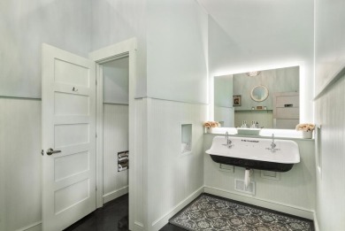A rare opportunity to acquire a prime multi-use property - photo 23
