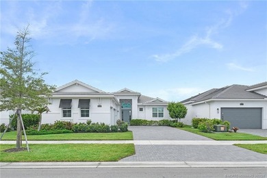PRICE IMPROVEMENT! Experience exceptional Florida resort-style - photo 3