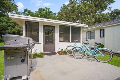 Located in Pigeon Point, this thoughtfully renovated 3-bedroom - photo 28