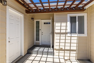 Welcome to this beautifully appointed, solar-owned 3-bedroom - photo 6