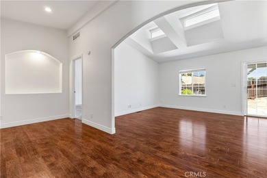 Welcome to this beautifully appointed, solar-owned 3-bedroom - photo 8