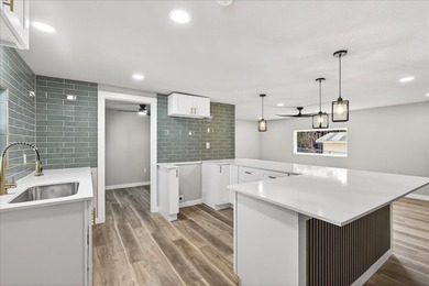 STR-friendly! Motivated seller! Remodeled in 2025, this - photo 9