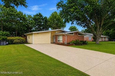 Welcome home to this charming property that's full of character - photo 3
