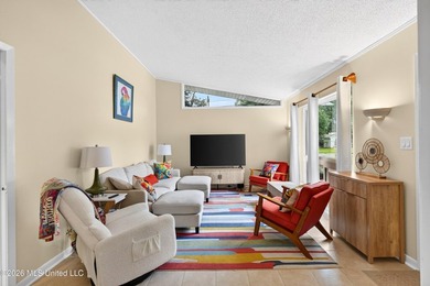 Welcome home to this charming property that's full of character - photo 5