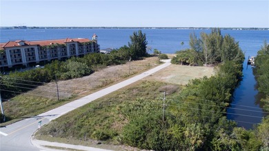 Rare piece of property near downtown Punta Gorda with Gulf - photo 3