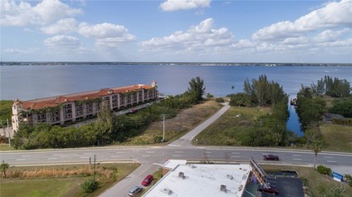 Rare piece of property near downtown Punta Gorda with Gulf - photo 5