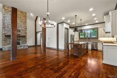 Spanning over 4,000 sq ft with 5 BR and 5.5 baths, this - photo 20