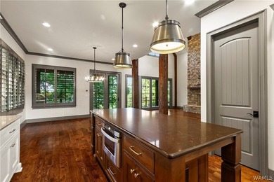 Spanning over 4,000 sq ft with 5 BR and 5.5 baths, this - photo 21