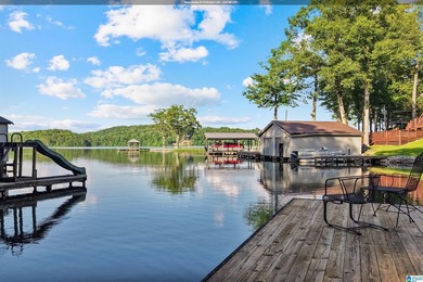 OPEN HOUSE 7/19 1-3 Lay Lake living at its BEST! Located in - photo 1