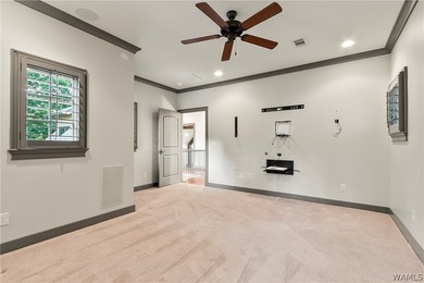 Spanning over 4,000 sq ft with 5 BR and 5.5 baths, this - photo 41