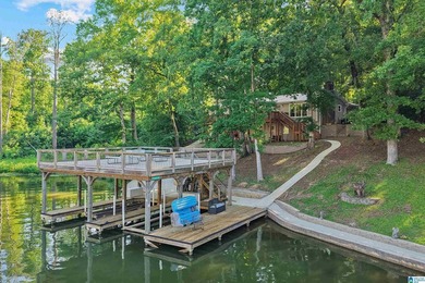 OPEN HOUSE 7/19 1-3 Lay Lake living at its BEST! Located in - photo 3