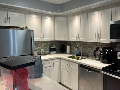 THIS COMFORTABLE 2 BEDROOM 2 BATHROOM HOME HAS A TASTEFULLY - photo 1