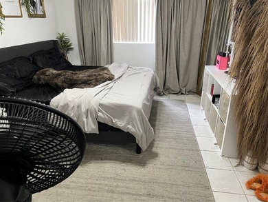 THIS COMFORTABLE 2 BEDROOM 2 BATHROOM HOME HAS A TASTEFULLY - photo 8