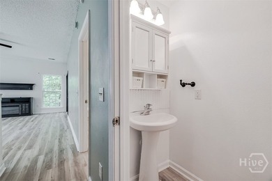 Explore low-maintenance living at 93 Falkland Ave, Savannah, GA - photo 10