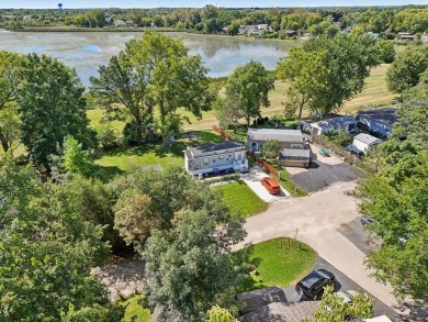 Lake Home For Sale in Lakemoor, Illinois