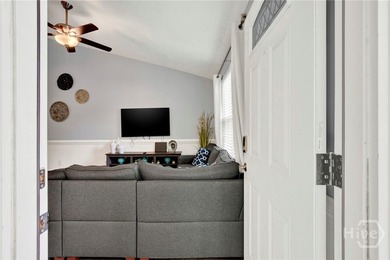 Turnkey, stylish, and already proven as a successful short-term - photo 8