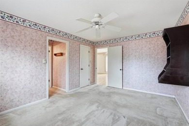 Golf course living in beautiful Hot Springs, Arkansas! This 4BR - photo 18