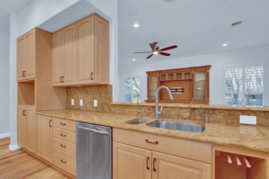 HIGHLY MOTIVATED seller. Beautiful 4 bedroom/4.5 bath home PLUS - photo 26