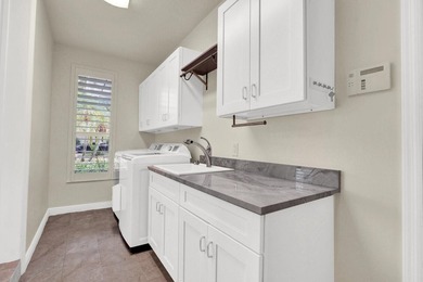 HIGHLY MOTIVATED seller. Beautiful 4 bedroom/4.5 bath home PLUS - photo 31