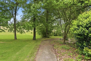 Golf course living in beautiful Hot Springs, Arkansas! This 4BR - photo 35