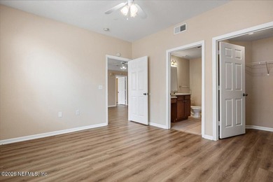 2nd floor unit conveniently located in the community. 2 bedroom - photo 8