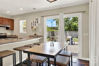 Welcome to 140 Ropemaker Lane-an adorable, fully furnished - photo 10