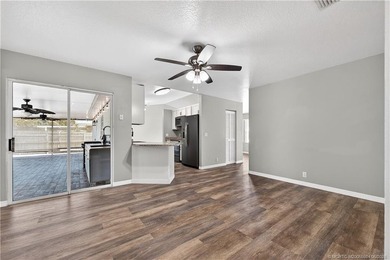 Check out this fantastic starter home or investment opportunity - photo 10