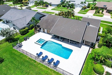 Perfectly positioned in the heart of Boca Woods Country Club - photo 2