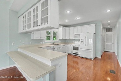 Experience the best of Mississippi Gulf Coast living in this - photo 9