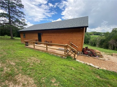 Outstanding opportunity to own a fully furnished 3BR/2BA home - photo 1