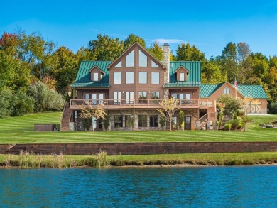 (private lake, pond, creek) Home For Sale in Mount Vernon Ohio