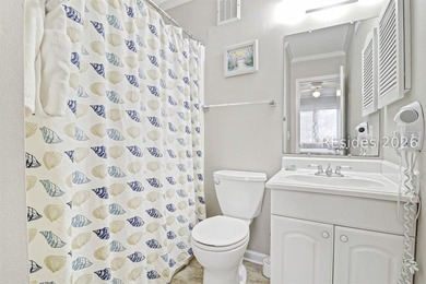 Welcome to this bright two-bedroom, two-bath villa in Hilton - photo 14