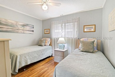 Welcome to this bright two-bedroom, two-bath villa in Hilton - photo 15
