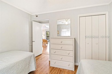 Welcome to this bright two-bedroom, two-bath villa in Hilton - photo 16