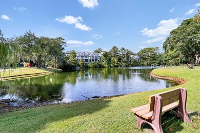 Welcome to this bright two-bedroom, two-bath villa in Hilton - photo 29