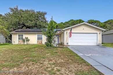 Discover this beautifully well maintained 3-bedroom, 2-bathroom - photo 4