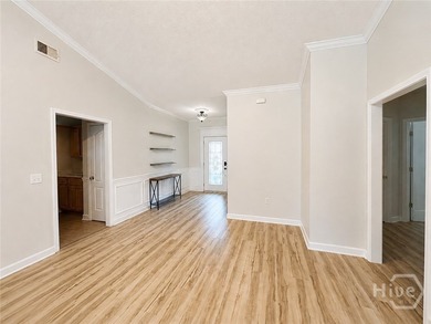 Welcome to 140 Colonial Drive! This beautifully maintained 4 - photo 3