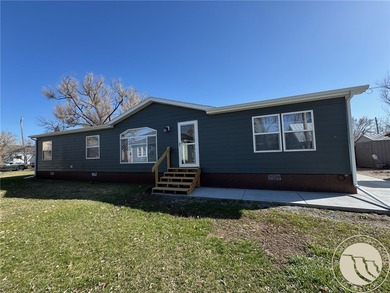 Yellowstone River Home For Sale in Worden Montana