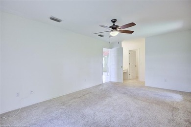 Welcome home to this well-maintained 2 bedroom, 2 bathroom - photo 19
