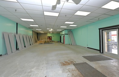 Impressive Investment/Commercial Brick Building in Downtown