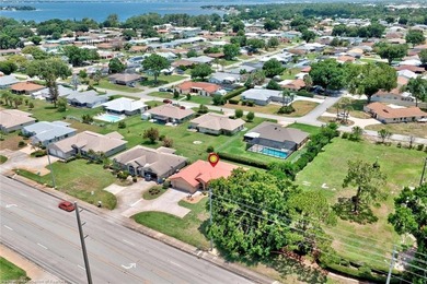Welcome home to this well-maintained 2 bedroom, 2 bathroom - photo 30