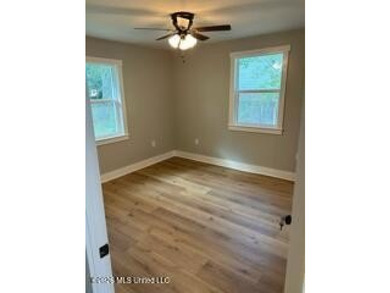 Completely Renovated & Move-In Ready! Welcome to 2011 14th - photo 6
