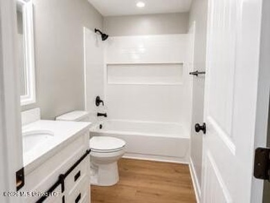 Completely Renovated & Move-In Ready! Welcome to 2011 14th - photo 7