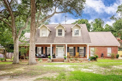 There's a reason Bienville Place remains one of Ocean Springs' - photo 1