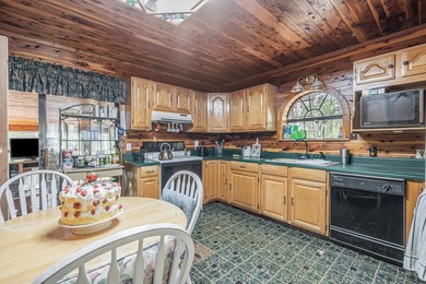Experience charming country living with this beautiful brick - photo 7