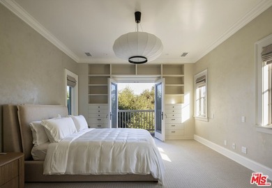 Nestled along prestigious Picacho Lane, this newly renovated - photo 20