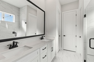 Welcome to the Alana II, a thoughtfully designed residence - photo 20