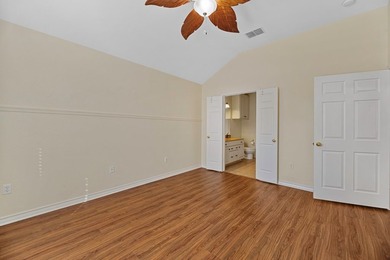 Two Bedroom PLUS a Study! Pristine home and a wonderful floor - photo 25