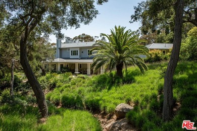 Nestled along prestigious Picacho Lane, this newly renovated - photo 26
