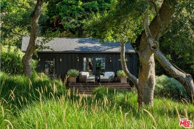 Nestled along prestigious Picacho Lane, this newly renovated - photo 29